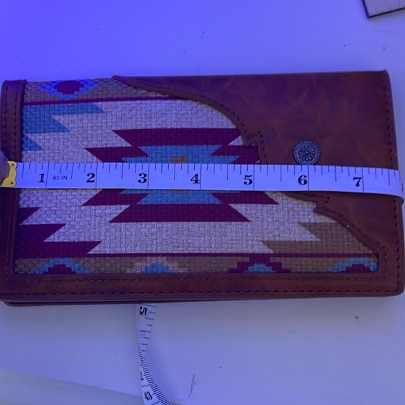 SOUTHERWESTERN NATIVE PURSE WITH WALLET. NWOT - Picture 12 of 13